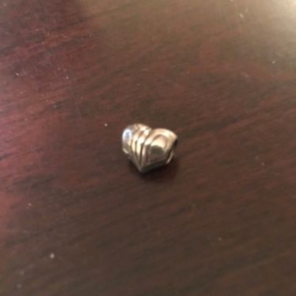 Heart Bead for Charm Bracelet NWOT - Picture 3 of 4